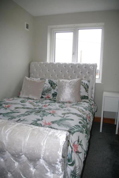 Apartment Lovely 3 Bedroom House With Free Parking & Garden Norwich